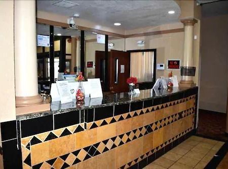 Best Host Inn Plaza Kansas City Exterior photo