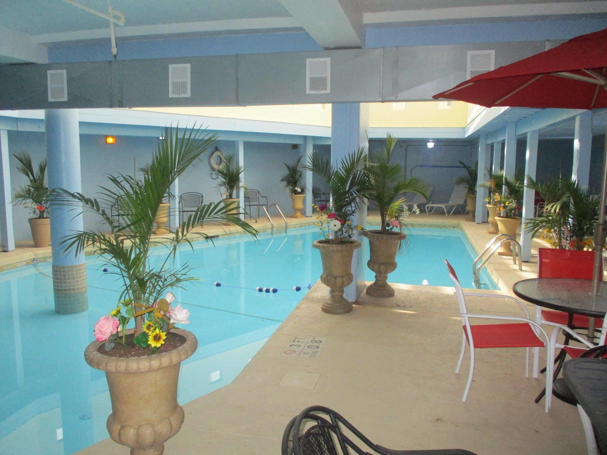 Best Host Inn Plaza Kansas City Exterior photo